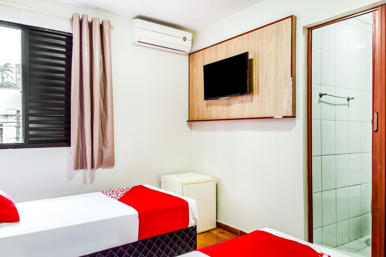 Oyo Hotel Lisboa, São José dos Campos 外观 照片